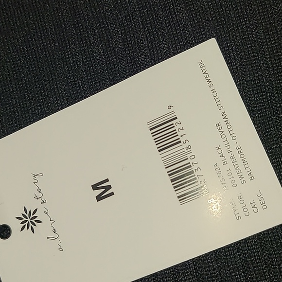 A Love Story Balitimore Ottoman Stitch - Picture 2 of 9